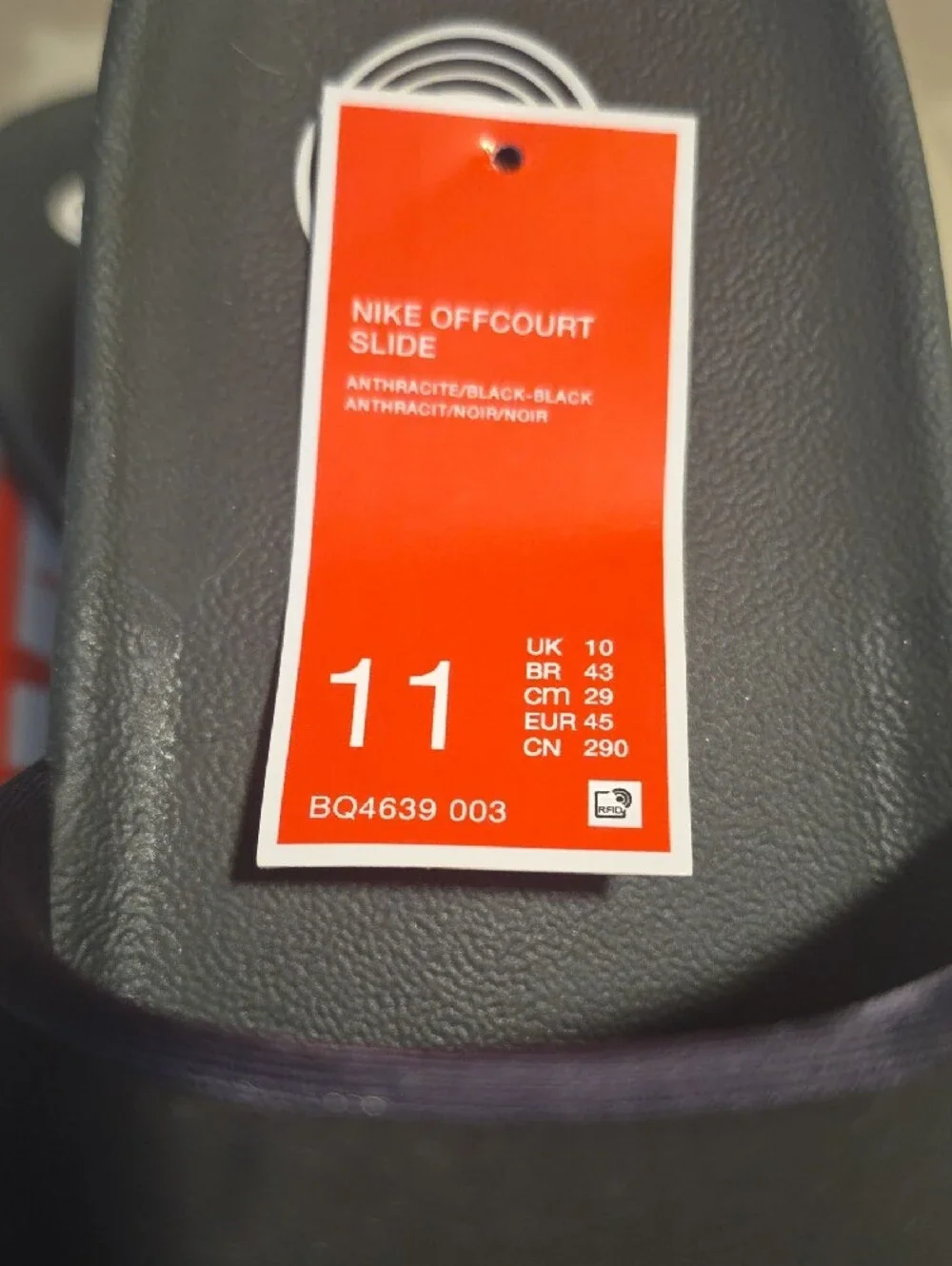 Nike easy slip